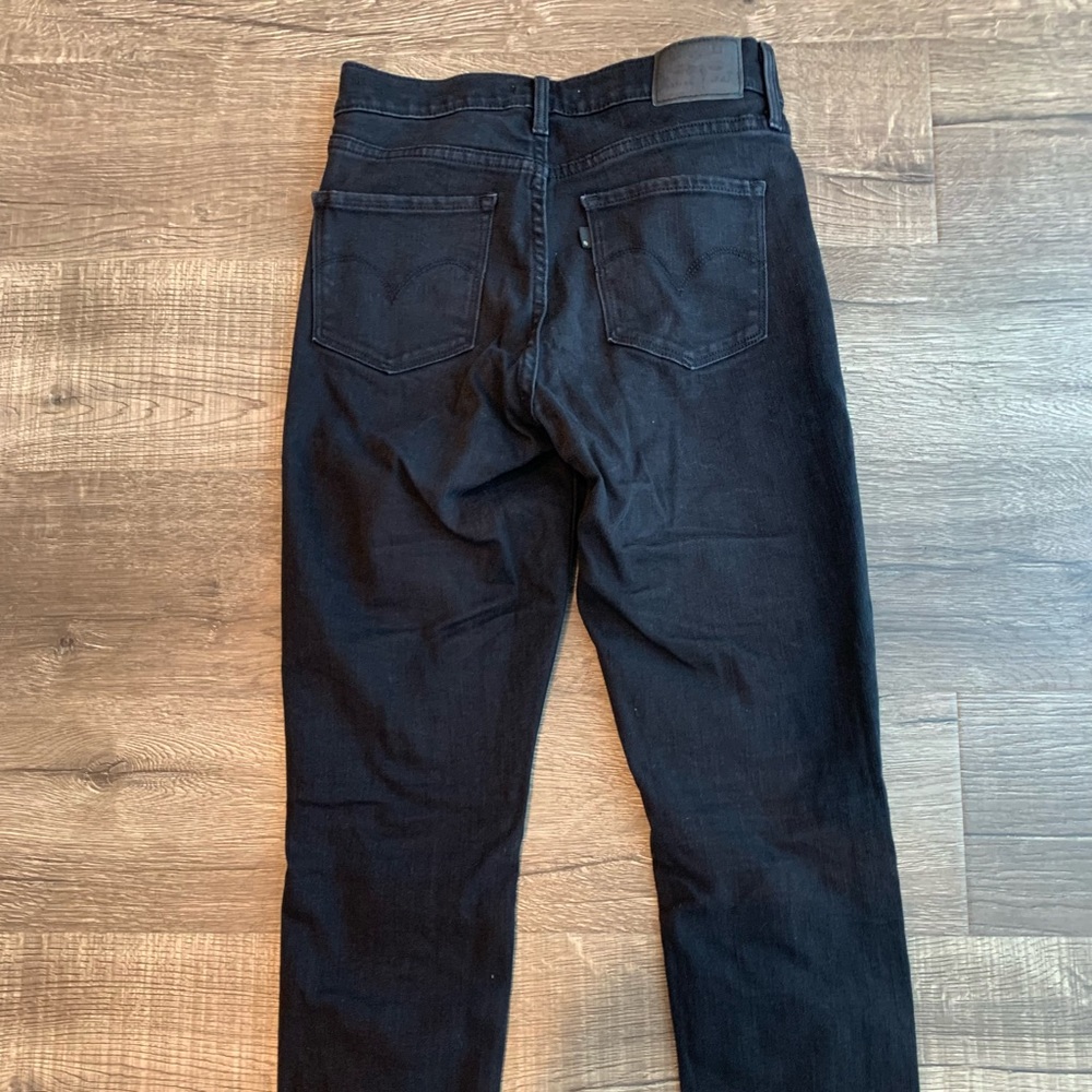 Levi’s 311 Size 28